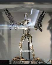 Load image into Gallery viewer, Preorder! Hot Toys MMS840D77 Terminator 2: Judgement Day Diecast Endoskeleton (Battle Damaged) 1/6 scale Collectible Figure