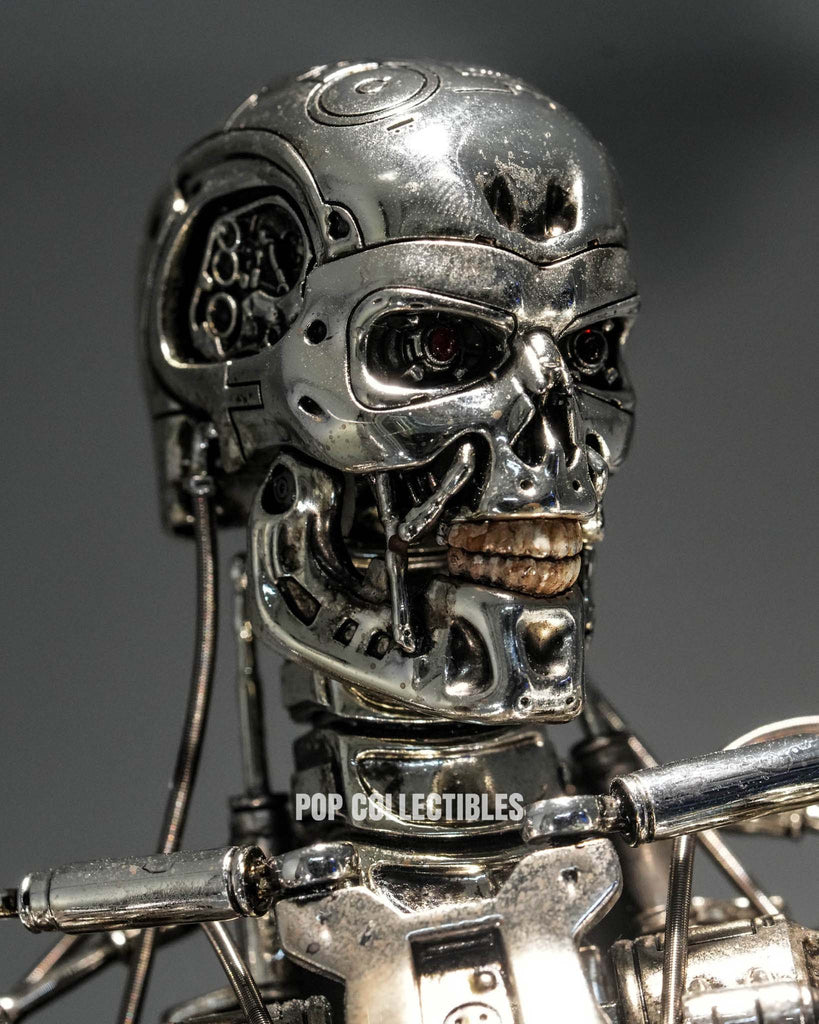 Preorder! Hot Toys MMS840D77 Terminator 2: Judgement Day Diecast Endoskeleton (Battle Damaged) 1/6 scale Collectible Figure
