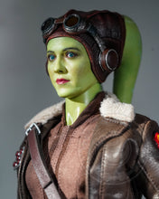 Load image into Gallery viewer, Preorder! Hot Toys TMS113 Star Wars Ahsoka Hera Syndulla 1/6th Scale Collectible Figure