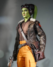 Load image into Gallery viewer, Preorder! Hot Toys TMS113 Star Wars Ahsoka Hera Syndulla 1/6th Scale Collectible Figure