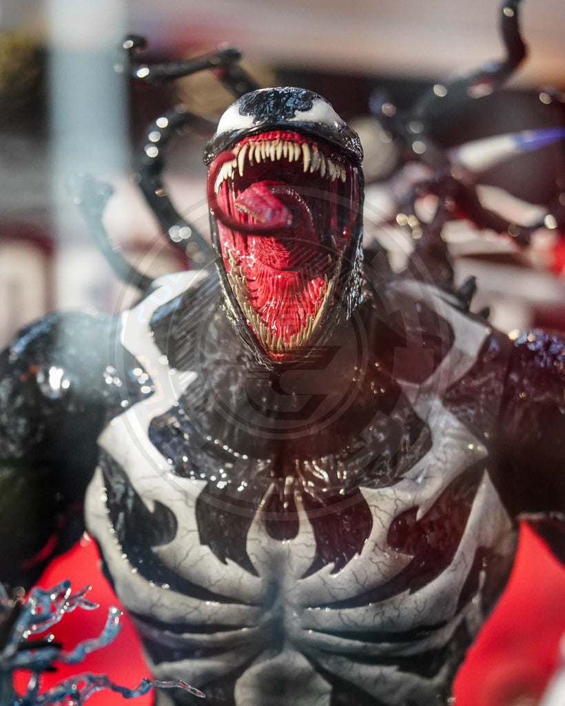 PRE-ORDER: Hot Toys Marvel's Spider-Man 2 Venom Sixth Scale Figure -  collectorzown