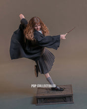 Load image into Gallery viewer, INART Harry Potter and the Philosopher’s Stone - Hermione Granger 1/6 Collectible Figure