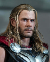 Load image into Gallery viewer, Preorder! Hot Toys MMS867AE Avengers: Age of Ultron 1/6th scale Thor Collectible Figure (Artisan Edition) [Hot Toys Exclusive]