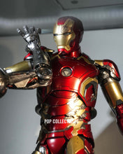 Load image into Gallery viewer, Preorder! Hot Toys MMS866D81 Avengers: Age of Ultron - Iron Man Mark XLIII (2.0) (Deluxe Version) 1/6th Scale Collectible Figure