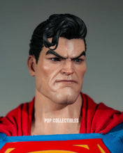 Load image into Gallery viewer, Preorder! Hot Toys CMS032 Batman: The Dark Knight Returns 1/6th scale Superman Collectible Figure