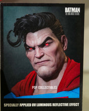 Load image into Gallery viewer, Preorder! Hot Toys CMS032 Batman: The Dark Knight Returns 1/6th scale Superman Collectible Figure