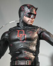 Load image into Gallery viewer, Preorder! Hot Toys TMS186 Daredevil: Born Again (Season 2) - 1/6th scale Daredevil Collectible Figure