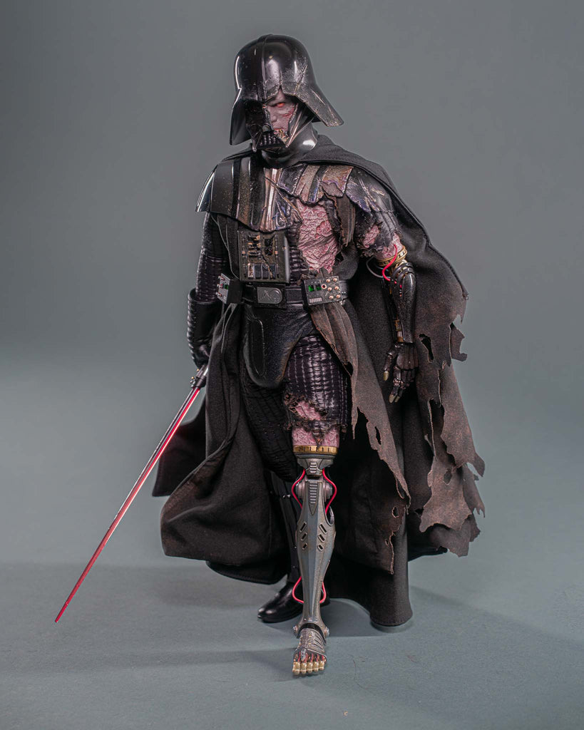Hot Toys DX45B Star Wars Darth Vader Battle Damaged (Deluxe Version) (Special Edition) 1/6 Scale Collectibles Figure