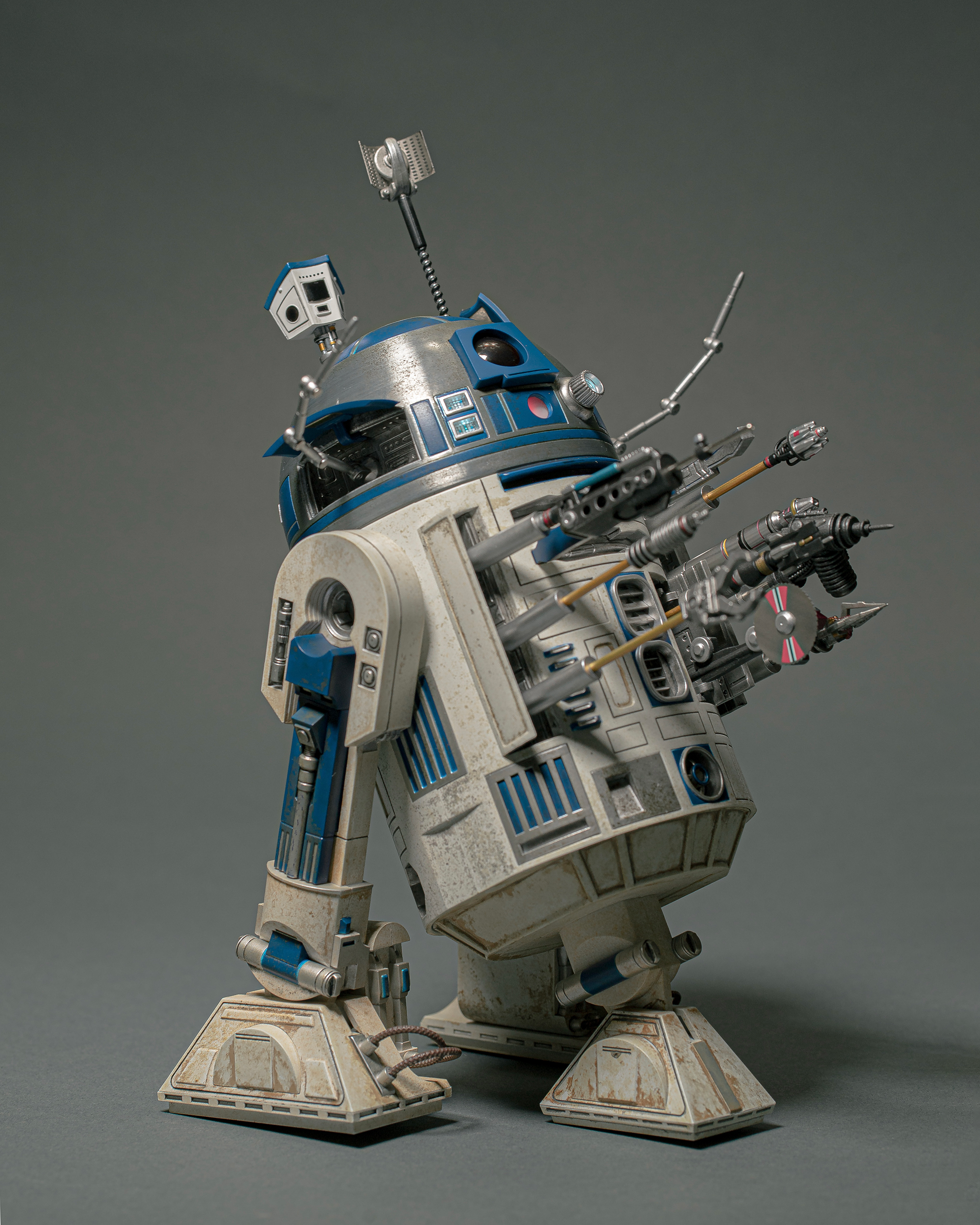 Hot Toys MMS651 Star Wars Attack of the Clones R2D2 1/6