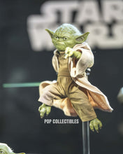 Load image into Gallery viewer, Preorder! Hot Toys MMS878 Star Wars: Revenge of the Sith 1/6th scale Yoda Collectible Figure