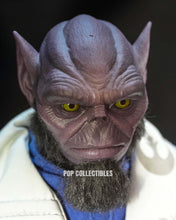 Load image into Gallery viewer, Preorder! Hot Toys MMS876 Star Wars: The Mandalorian &amp; Grogu 1/6th scale Zeb Orrelios Collectible Figure