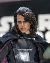 Load image into Gallery viewer, Preorder! Hot Toys MMS882AE Star Wars: Revenge Of The Sith 1/6th scale Anakin Skywalker (Concept Art) Collectible Figure (Artisan Edition) [Hot Toys Exclusive]