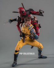 Load image into Gallery viewer, Hot Toys MMS754 Deadpool and Wolverine: Wolverine 1/6 Scale Collectible Figure Deluxe Edition