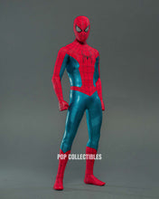 Load image into Gallery viewer, Hot Toys MMS679 Spiderman No Way Home Spiderman Red and Blue Suit Regular Edition 1/6 Scale Collectible Figure