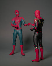 Load image into Gallery viewer, Hot Toys MMS658 The Amazing Spiderman 2  The Amazing Spiderman 1/6 Scale Collectible Figure
