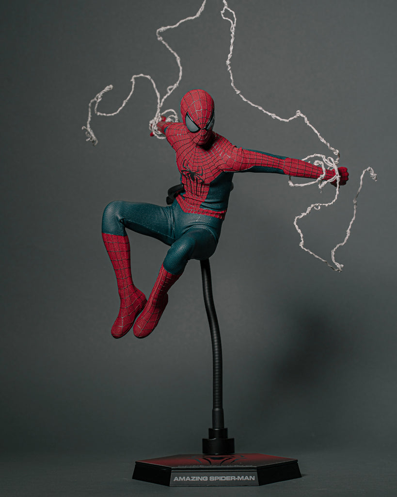 Hot Toys MMS658 The Amazing Spiderman 2  The Amazing Spiderman 1/6 Scale Collectible Figure