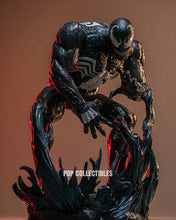 Load image into Gallery viewer, Hot Toys CMS023 Marvel Comics Venom 1/6th Scale Collectible Figure