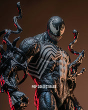 Load image into Gallery viewer, Hot Toys CMS023 Marvel Comics Venom 1/6th Scale Collectible Figure