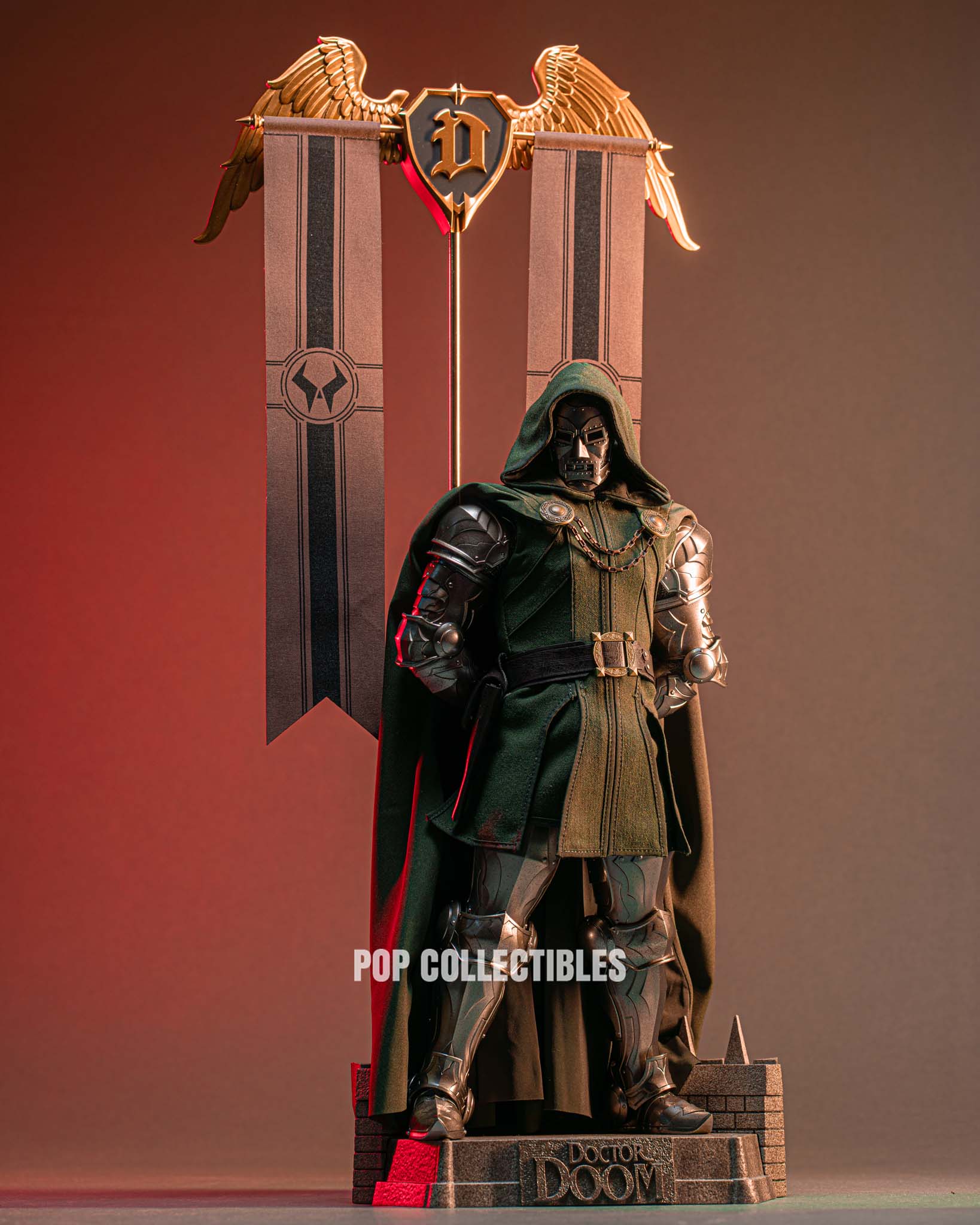 ホットトイズCMS022b ドクター・ドゥームボーナス付 Doctor Doom Hot Toys CMS022B Marvel Comics 1/6th Scale Doctor Doom