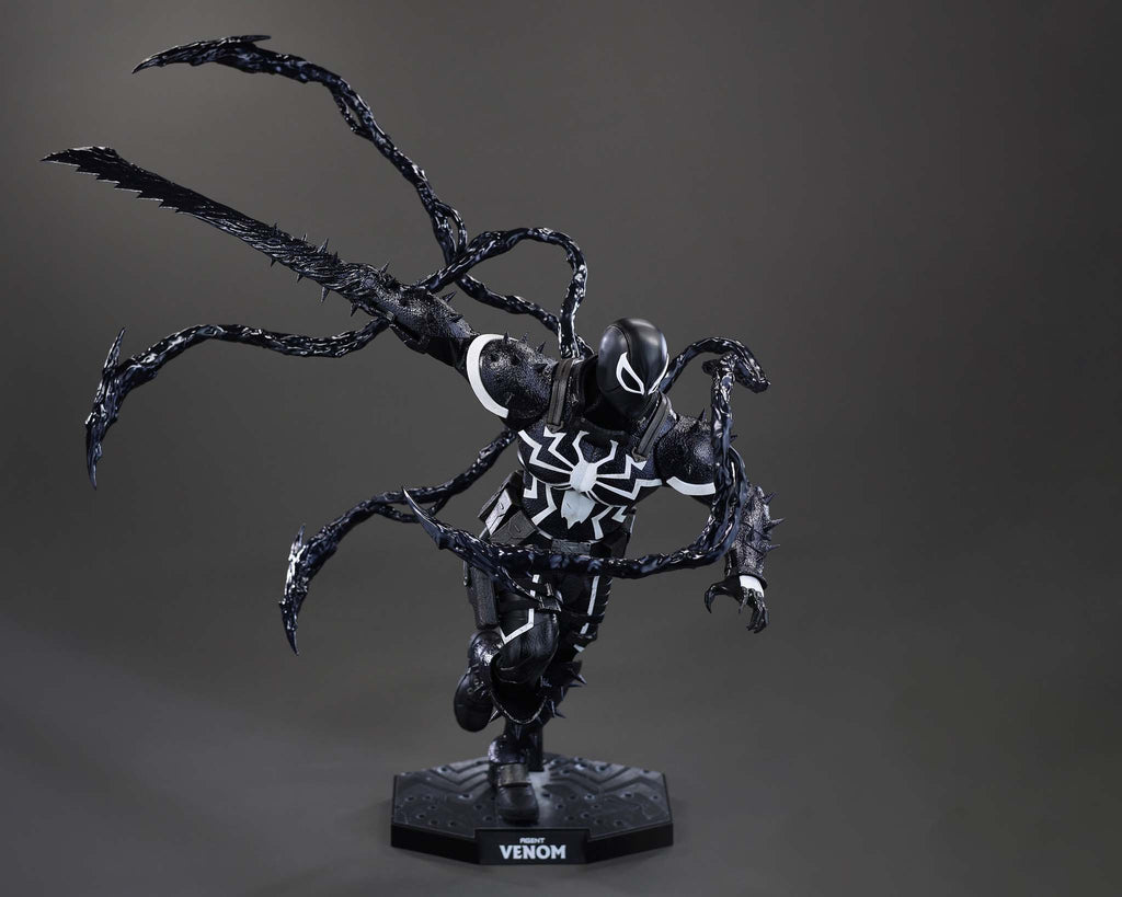 Hot Toys CMS025 Marvel Comics 1/6th scale Agent Venom Collectible Figure