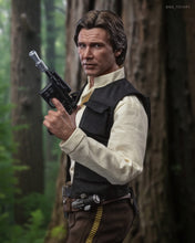 Load image into Gallery viewer, Hot Toys MMS740 Star Wars Return of the Jedi Han Solo 1/6 Scale Collectible Figure