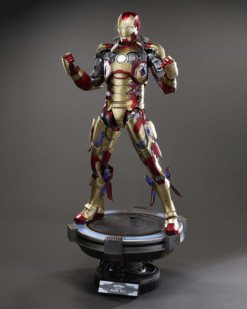 Hot Toys MMS759D66B Marvel Ironman 3 Ironman Mark 42 (2.0) 1/6 Scale Collectible Figure (Deluxe Version) Special Edition