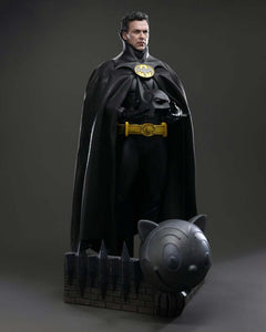 Hot Toys MMS770 Batman Returns: 1/6th scale Batman Collectible Figure (Deluxe Version)