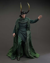 Load image into Gallery viewer, Hot Toys DX41AE Loki God Loki 1/6th Scale Collectible Figure (Artisan Edition) Limited Edition