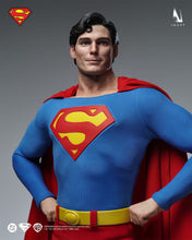 Load image into Gallery viewer, Preorder! INART Superman (1978) Superman and Clark Kent 1/6 scale Collectible Figure Set Premium Edition