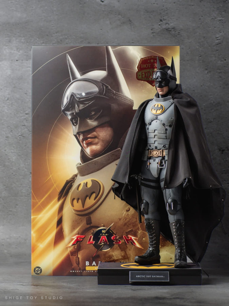 Hot Toys MMS897 The Flash Batman (Arctic Suit) 1/6th scale Collectible Figure