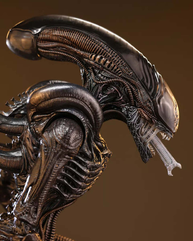 Hot Toys MMS784 Alien: Romulus 1/6th scale Scorched Xenomorph Collectible Figure