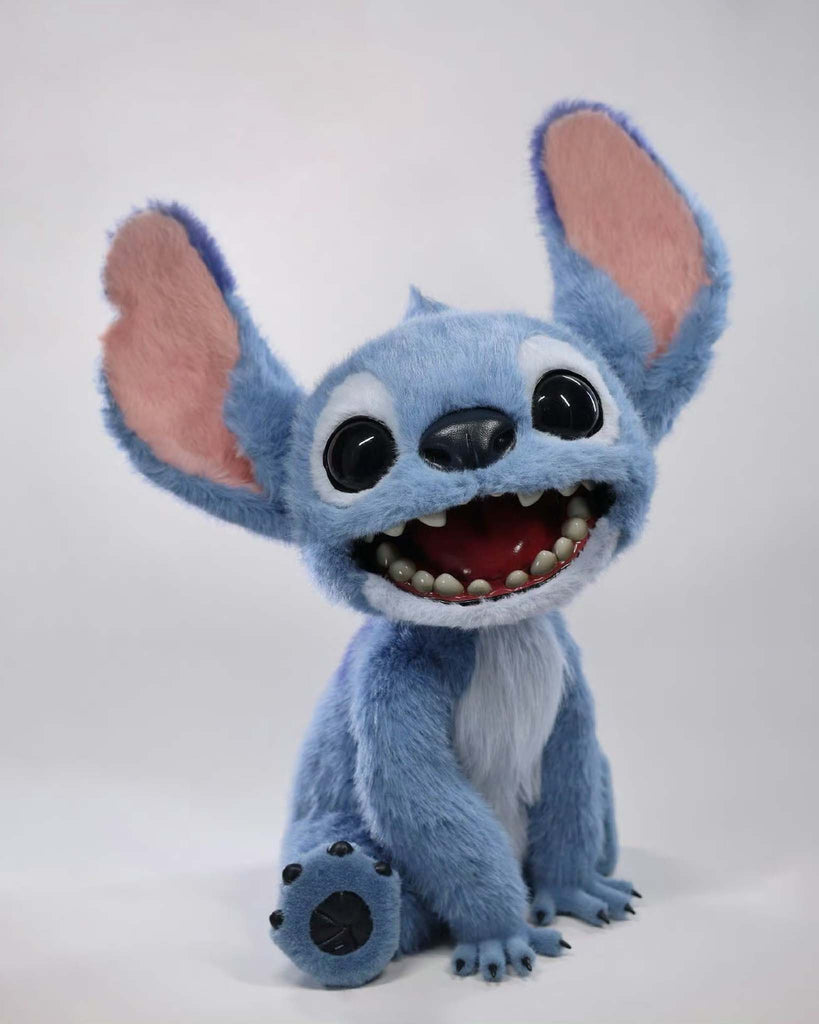 Hot Toys MMS815 Lilo & Stitch: Stitch Collectible Figure