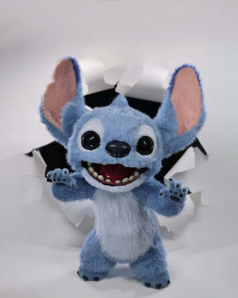 Hot Toys MMS815 Lilo & Stitch: Stitch Collectible Figure