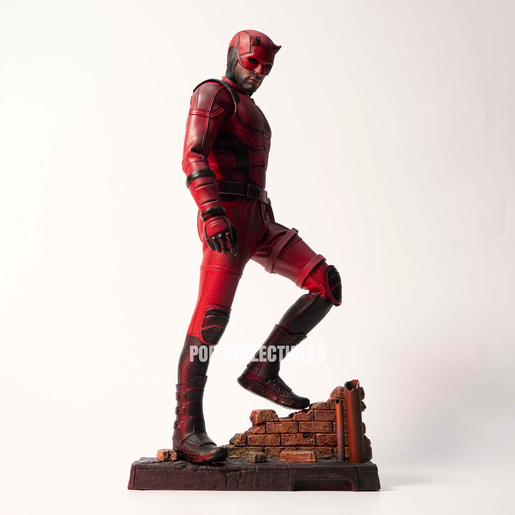 Hot Toys TMS154 Daredevil: Born Again 1/6th Scale Daredevil