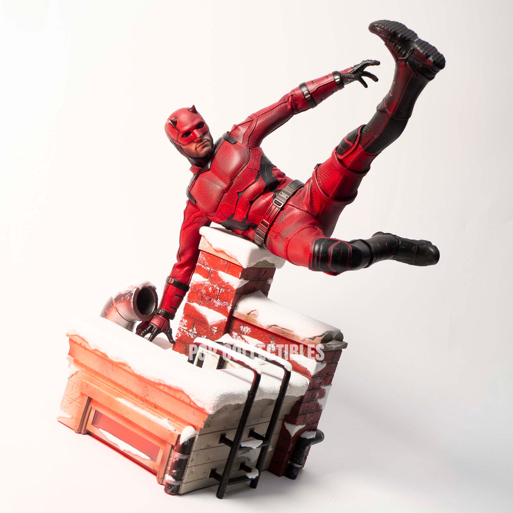 Hot Toys TMS154 Daredevil: Born Again 1/6th Scale Daredevil