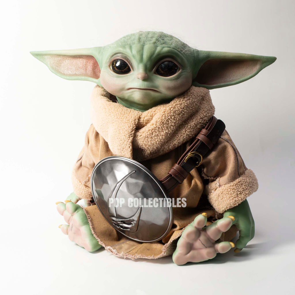 Hot Toys LMS016 Star Wars: The Mandalorian & Grogu Grogu Life-Size Collectible Figure