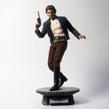 Load image into Gallery viewer, Hot Toys MMS846 Star Wars: The Empire Strikes Back - Han Solo 1/6th Scale Collectible Figure