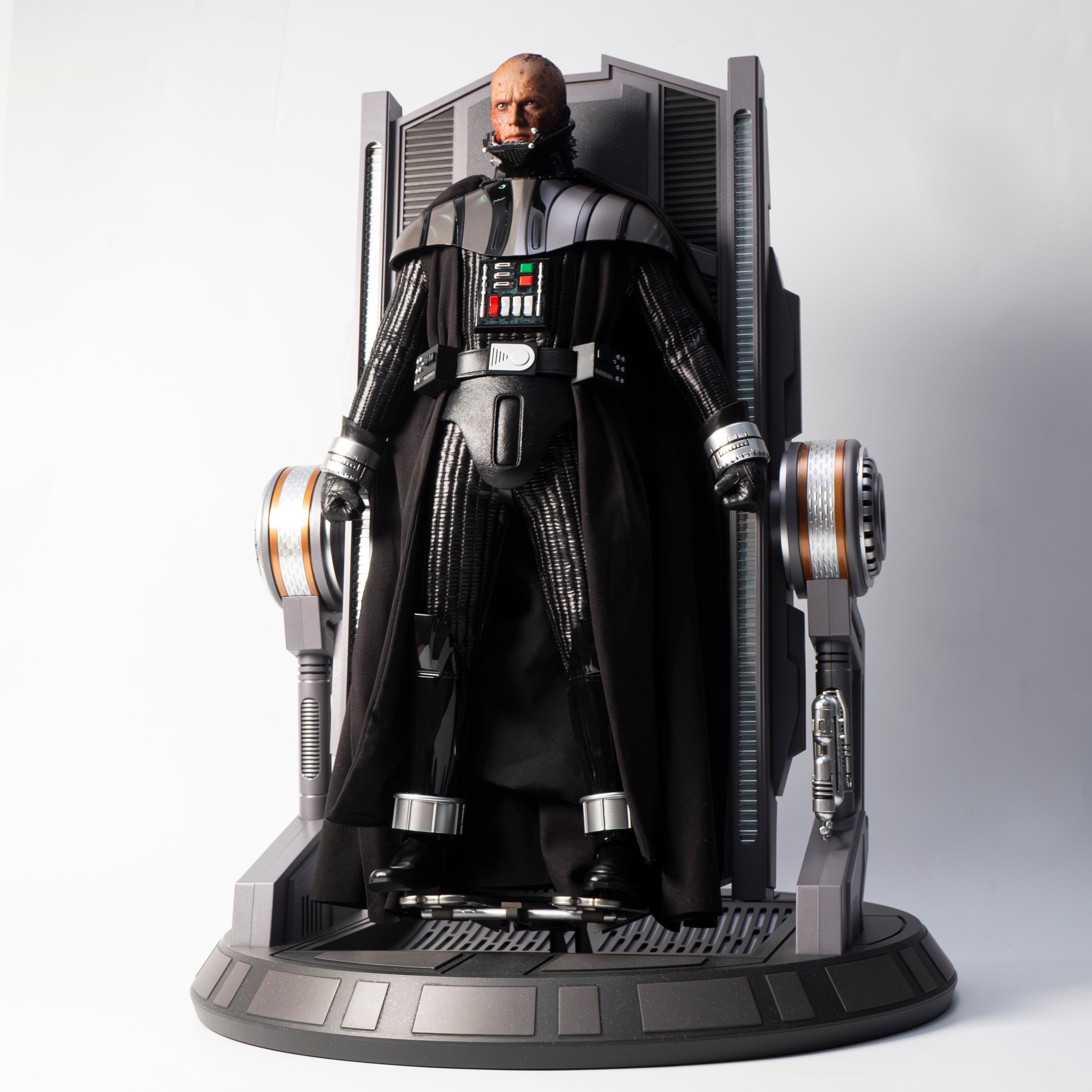 Hot Toys MMS811B Star Wars: Revenge of the Sith 1/6th scale Darth