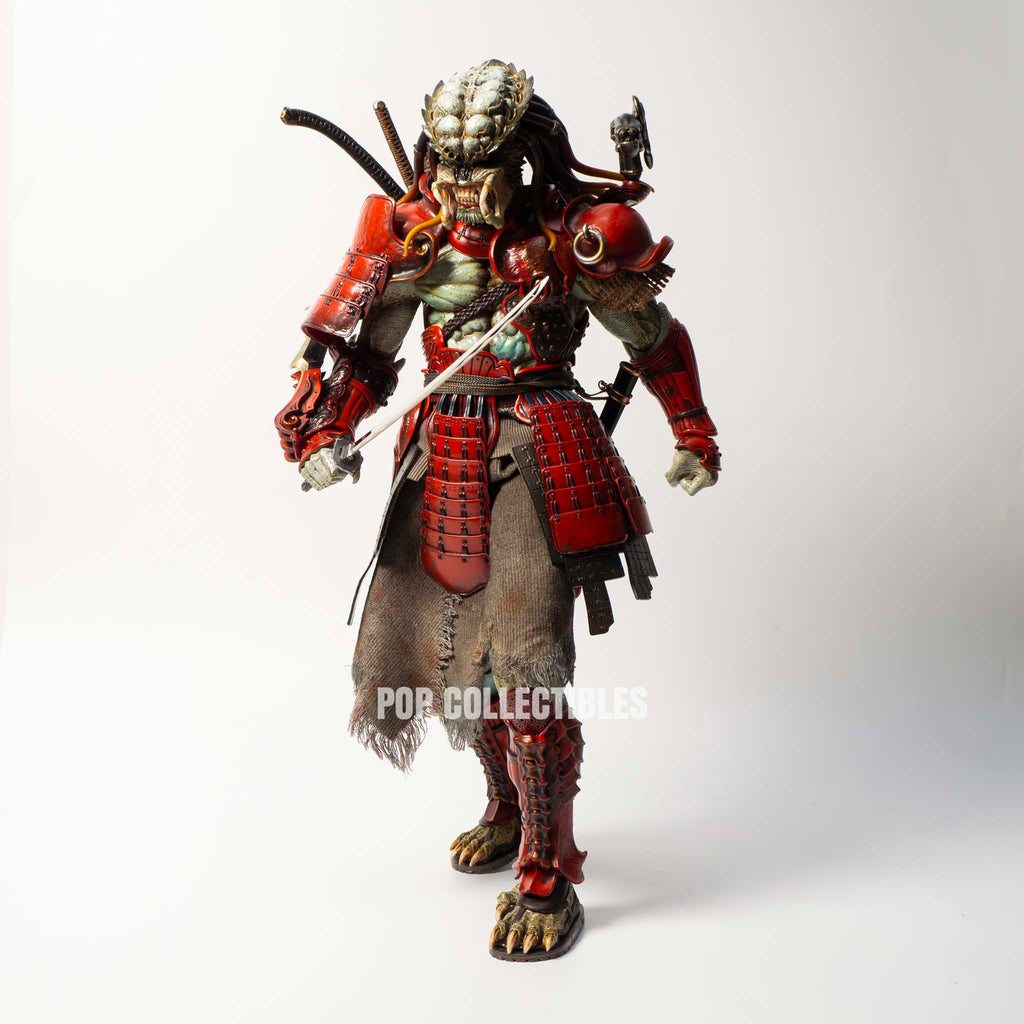 Hot Toys AC06B Alien vs Predator 1/6th Scale Akaoni Samurai Predator Collectible Figure Special Edition