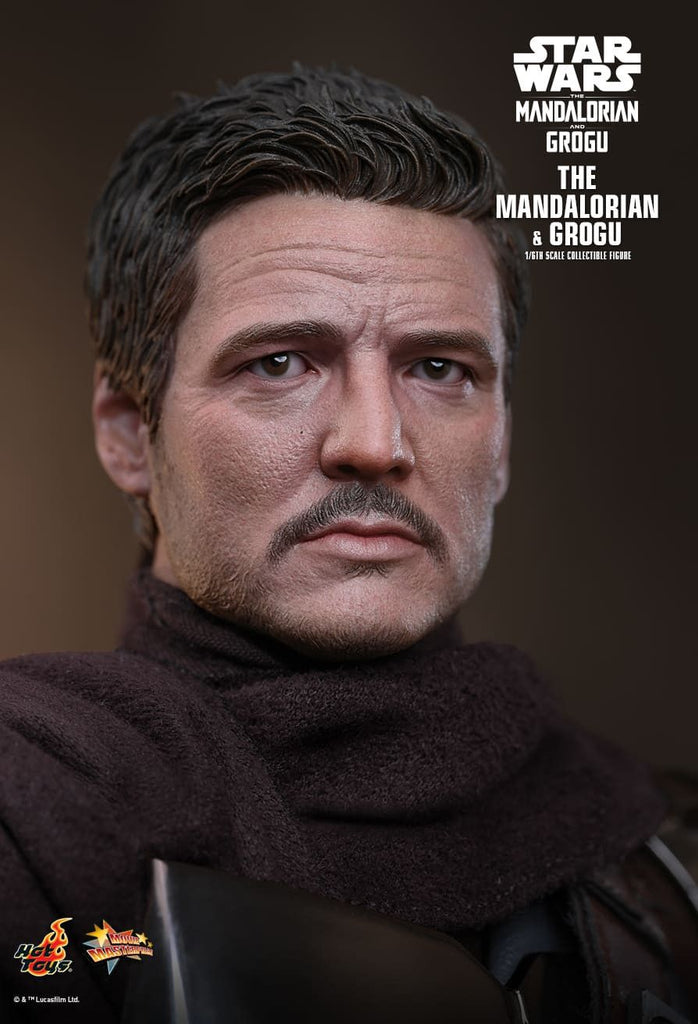 Hot Toys MMS871 Star Wars: The Mandalorian & Grogu 1/6th scale The Mandalorian and Grogu Collectible Set