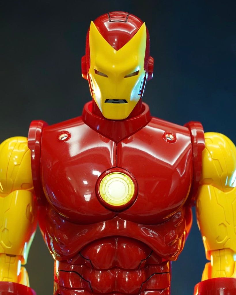 Hot Toys CMS014D57 Marvel Comics Classic Iron Man 1/6th Scale Collectible Figure (Regular Edition)