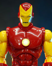 Load image into Gallery viewer, Hot Toys CMS014D57 Marvel Comics Classic Iron Man 1/6th Scale Collectible Figure (Regular Edition)