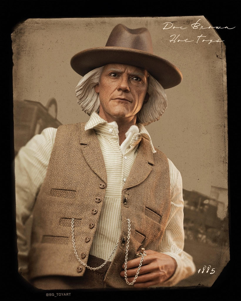 Hot toys figurine 1/6 Doc Brown Retour vers le futur III Hot toys figurine 1/6 Doc Brown Retour vers le futur III