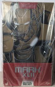 Hot toys MMS197D02 Ironman 3 Mark 42 1/6 Scale Collectible Figure