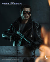 Load image into Gallery viewer, Preorder! INART The Terminator T-800 1/6 Scale Collectible Figure