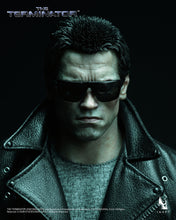 Load image into Gallery viewer, Preorder! INART The Terminator T-800 1/6 Scale Collectible Figure