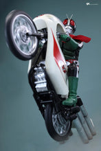 Load image into Gallery viewer, Hot Toys TMS147 Kamen Rider Cyclone No.2 1/6th scale Collectible Figure