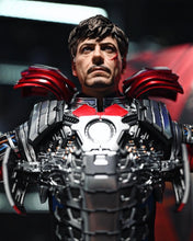 Load image into Gallery viewer, Hot toys MMS600 Marvel Ironman 2 Tony Stark Mark5 Suit Up Version Deluxe Edition