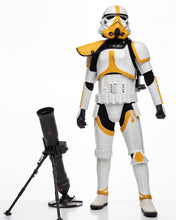 Load image into Gallery viewer, Hot toys TMS047 Star Wars The Mandalorian Artillery Trooper