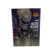 Load image into Gallery viewer, Hot toys MMS250 Aliens vs Predator Ancient Predator